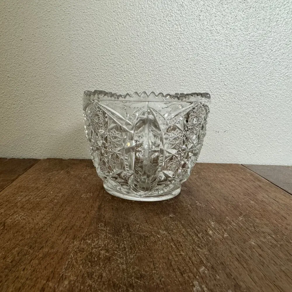McKee Glass Company‎ Vintage Prescut Pressed Glass Open Sugar Bowl